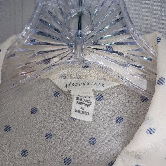 Aeropostale sheer blue polka dot button-down shirt - Picture 2 of 10
